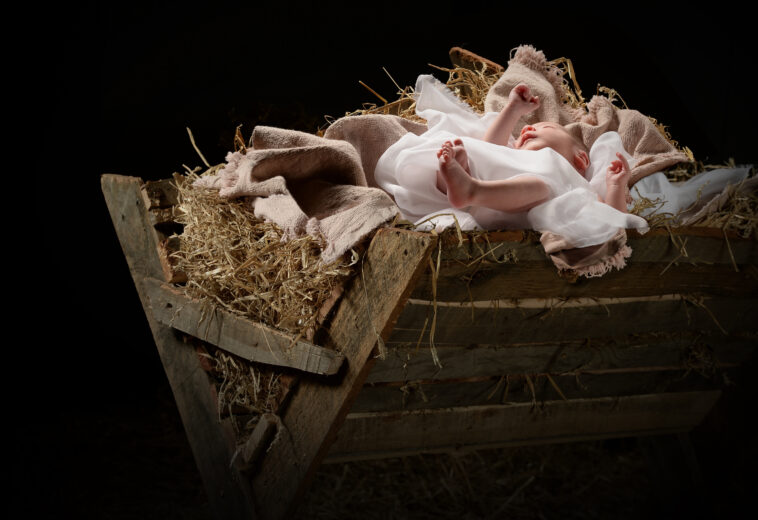 Come avvenne la nascita di Gesù: le fasce