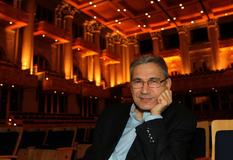 Il premio Nobel Orhan Pamuk compie gli anni oggi