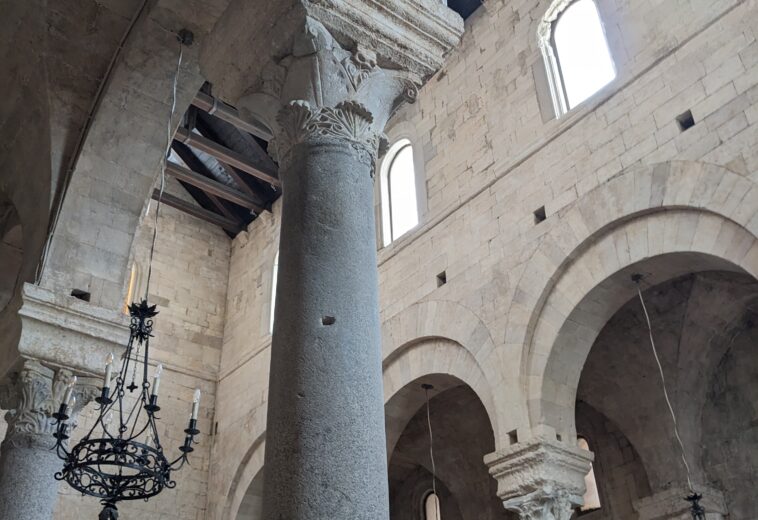 La Chiesa di Ognissanti di Trani: tra arte romanica e Cavalieri Templari